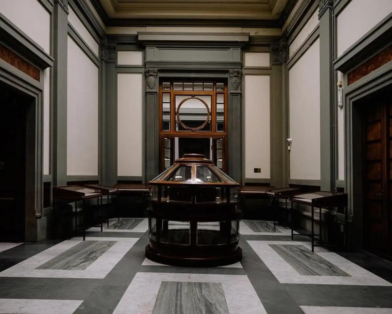 Treasury & Liquidity Desk